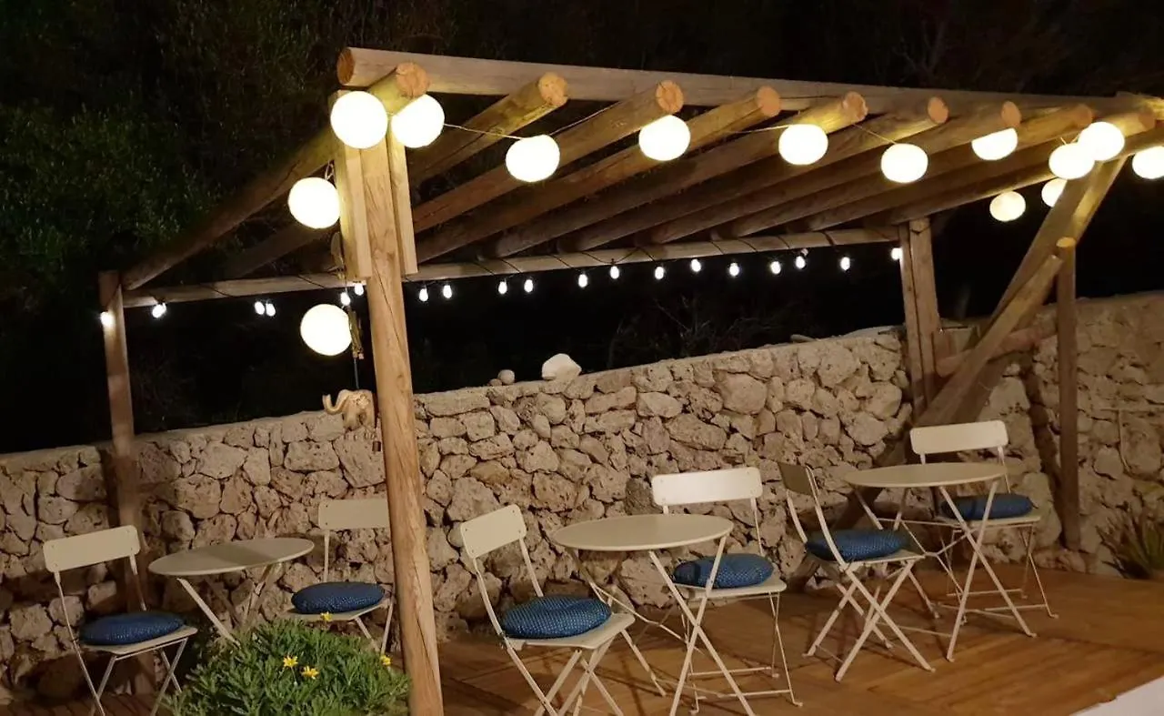 Holiday home 5 Bedrooms House With Wifi At Mao 5 Km Away From The Beach